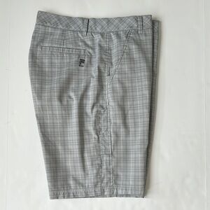 Men's Gray Plaid Golf Shorts
